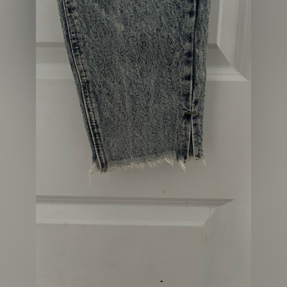 KanCan Collie High Rise Mom Jeans - Picture 6 of 10